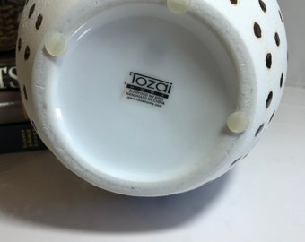 ユニークなマット仕上げと艶出し加工を施した斑点模様のアート陶器花瓶