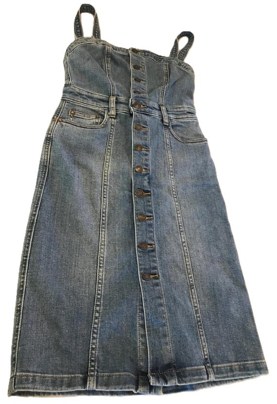 denim overall dress free people Obsessed with this Free People Overall Smock Mini Dress for spring & summer   The versatility of this piece is endless! , #shopaudyn #audynboutique  #overalldress #springdress #summerfashion