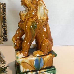 Vintage foo dog ceramic statue, Vtg Chinese Foo Dog statue, Chinoiserie drip glaze pottery foo dog figurine, foo dog sculpture