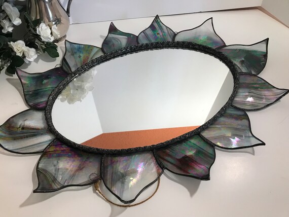 Specchio in vetro artistico colorato fatto a mano vintage, vassoio  specchiato in vetro colorato iridescente vintage, vassoio specchio fuso  vintage, specchio da parete vintage -  Italia