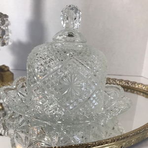 Vintage glass butter serving dish, Vtg pressed glass elegant butter keeper, Vtg Avon cloche covered glass butter keeper, glass butter dish
