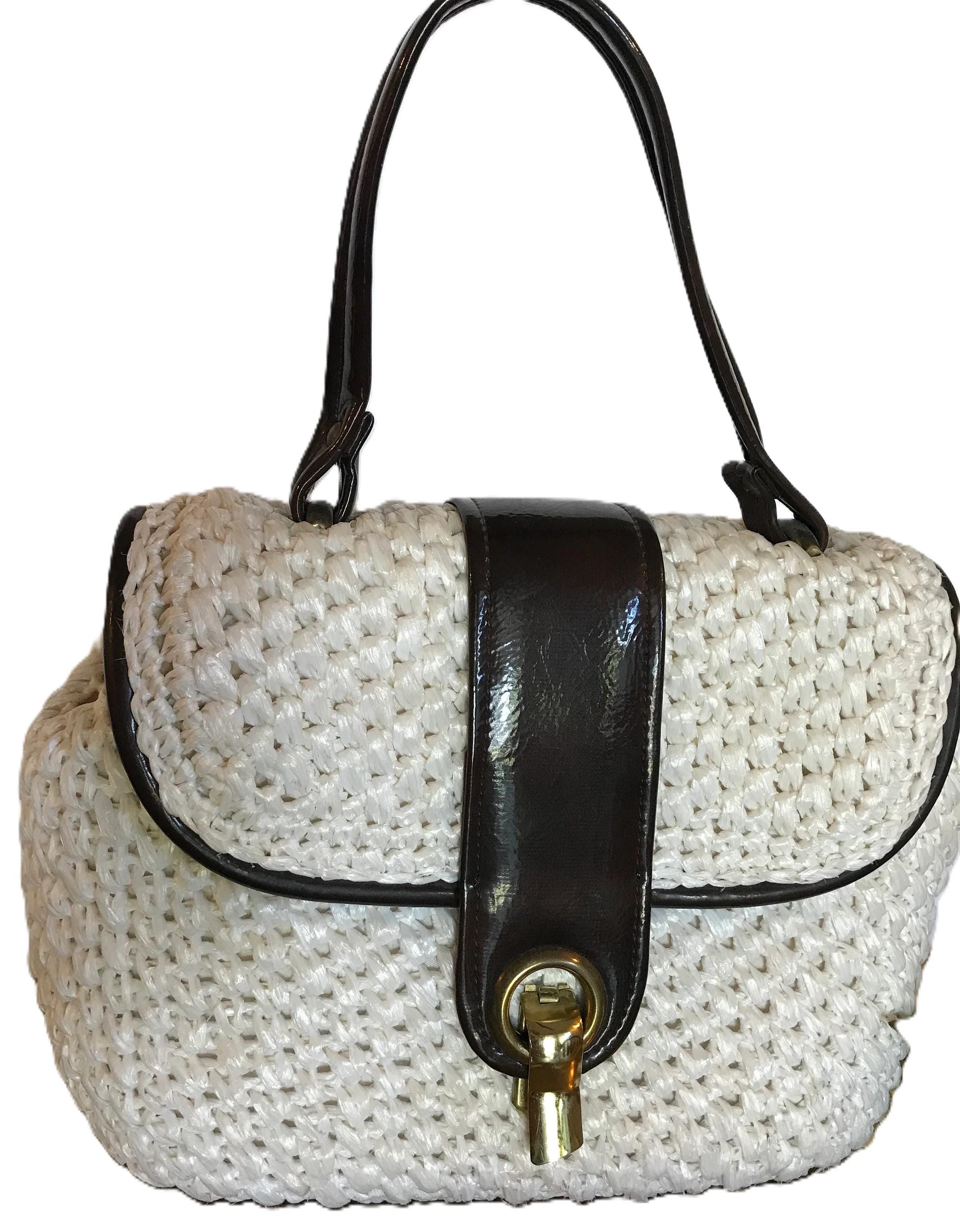 Sac à Main Vintage Années 60 - Cuir Blanc Cassé Bleuté, Intérieur Tissu Moiré - Bon état