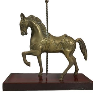 Estatua de caballo de latón vintage, figura de caballo de carrusel vintage, decoración de estantería de caballo de latón, decoración de latón vintage, estatua de caballo, decoración de caballo