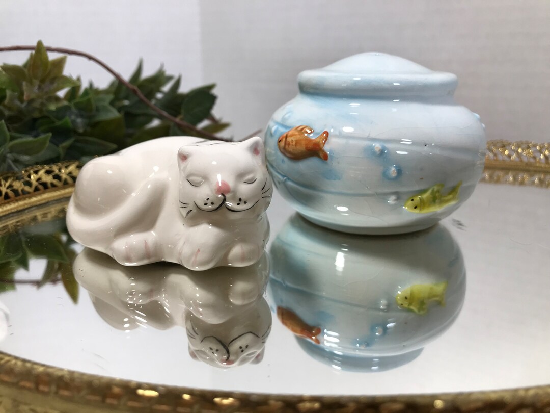 Curated visual reference: Ceramic Kitty With Fish Bowl Salt And Pepper Shakers White Photo Inspiration