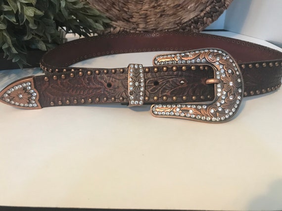Vintage tooled leather western belt, brown wester… - image 1