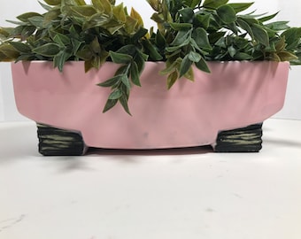 Vintage McCoy Keramik rosa Blumentopf, Vintage Retro McCoy Keramik rosa und schwarzer Blumentopf, McCoy signierter rosa schmaler Blumentopf aus der Mitte des Jahrhunderts