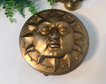 Vintage ceramic trinket box, Gold trinket box, Astrological Sun trinket box, Gold sun trinket box with lid, Boho trinket box, trinket dish