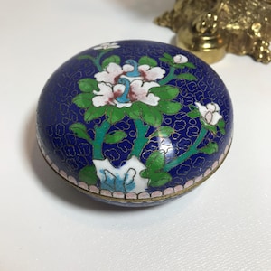 Vintage floral Cloisonne enamel trinket box, Vintage Chinoiserie blue enamel covered trinket dish, Vintage blue covered enamel trinket box