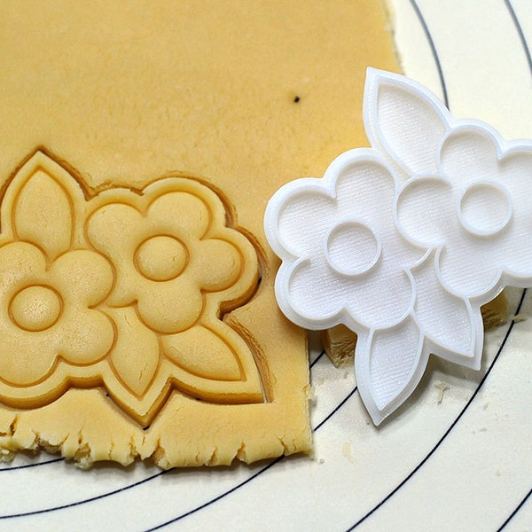 Two Flowers Cookie Cutter and Stamp