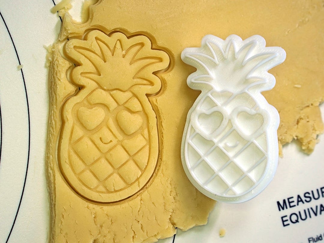 Mr. Pineapple Cookie Cutter and Stamp - Etsy