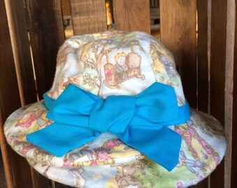 Girl's Medium Flannel Nursery Rhymes Sun Hat