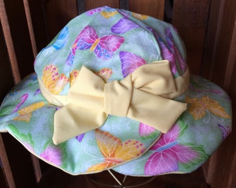Girl's XL Green, Yellow, and Purple Butterflies Sun Hat