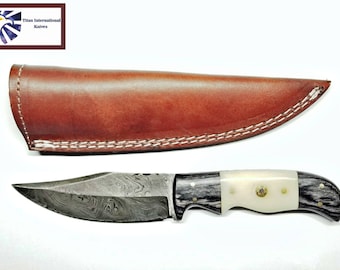 Damascus steel Hunting knife by Titan TD-170