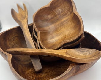 MCM boho Vintage Monkey Pod wood salad bowl set with salad servers and 3 bowls