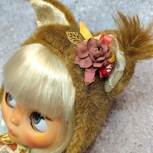 Squirrel blythe hat Helmet for blythe