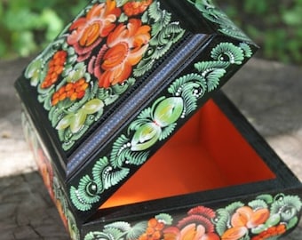 Wooden box with lid Jewelry box Decorative storage boxes Gift boxes with lids Memory box Keepsake box Trinket boxes Birthday gifts for her