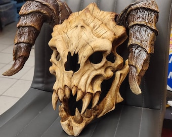 Deathclaw skull helmet - resin kit