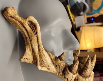 Monstrous jawbone - resin prop and accessory