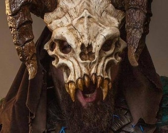 Horned Deathclaw-Mask