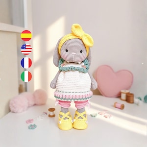 Olivia the easter rabbit amigurumi crochet pattern /English, Spanish, Italian and French