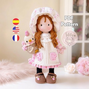 Puede incluir: Una taza de cerámica blanca con un asa negra y el texto "But First, Coffee" en negrita negra. La taza se encuentra sobre un fondo neutro, resaltando su diseño sencillo.