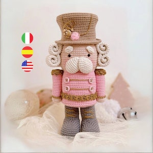 Théo le casse-noix amigurumi modèle de Noël, schiaccianoci PDF /Anglais - Espagnol - Italien