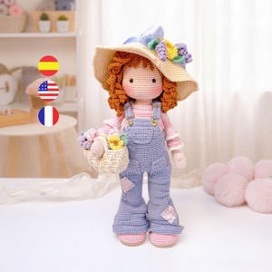 ルーシーの編みぐるみ人形の型紙（PDF）。サラ・ケイにインスピレーションを得たかぎ針編み人形。スペイン語 - 英語 - フランス語