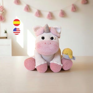 Haakpatroon voor eenhoorn-amigurumi (PDF, direct te downloaden), Eenhoorn en vogeltje. /Engels - Spaans