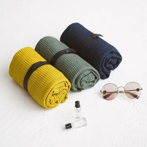 Linen Travel Towel, SPA Waffle Linen Towel, Foldable Beach Linen Towel, Large Linen Bath Towel, Guest Linen Towel, Compact Sauna Linen Towel