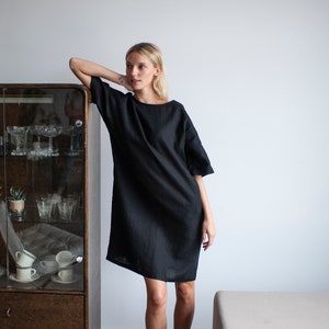 Black Linen Dress With Open Back, Loose Linen Dress With Pockets, Little Black Dress, Oversized Naked Back Linen Dress, Backless Linen Dress