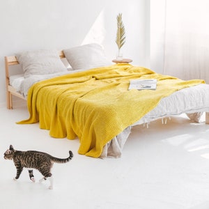 Waffle linen blanket, Linen throw blanket, Linen bed throw in waffle pattern, Linen Bedspread, Linen Queen King Bed Cover, Linen Coverlet