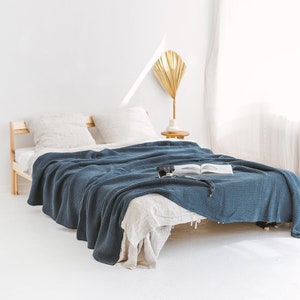 Waffle linen blanket, Linen throw blanket, Linen bed throw in waffle pattern, Linen Bedspread, Linen Queen King Bed Cover, Linen Coverlet