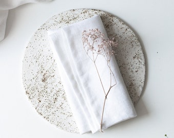 Ensemble de serviettes en lin adouci blanc, serviettes en tissu de lin blanc, serviettes de table de mariage blanches, serviettes en lin de mariage, serviettes en lin doux