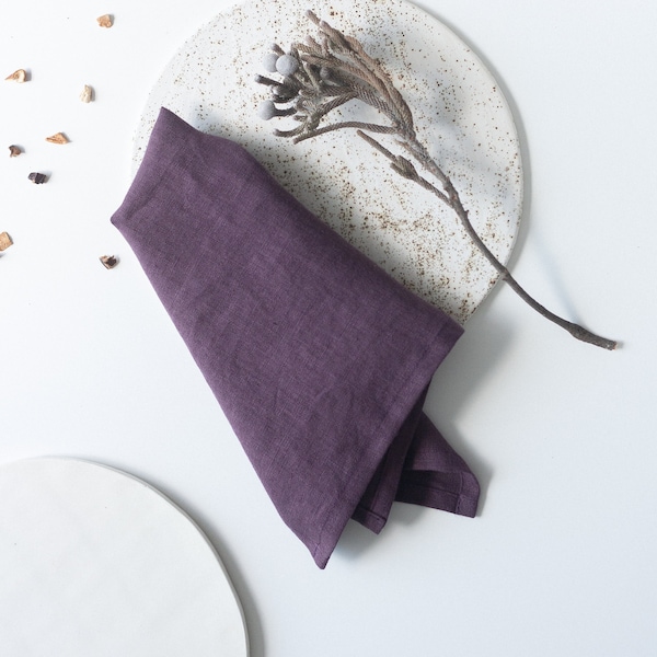 Ensemble de serviettes en lin ramolli aux prunes, serviettes en tissu de lin violet aubergine, serviettes de table en lin de mariage, serviette en pur lin aubbergine, linge de table