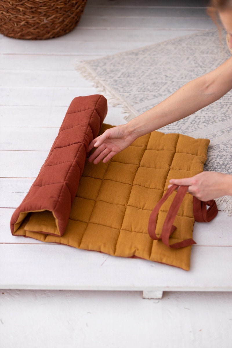 Pet travel mat hotsell