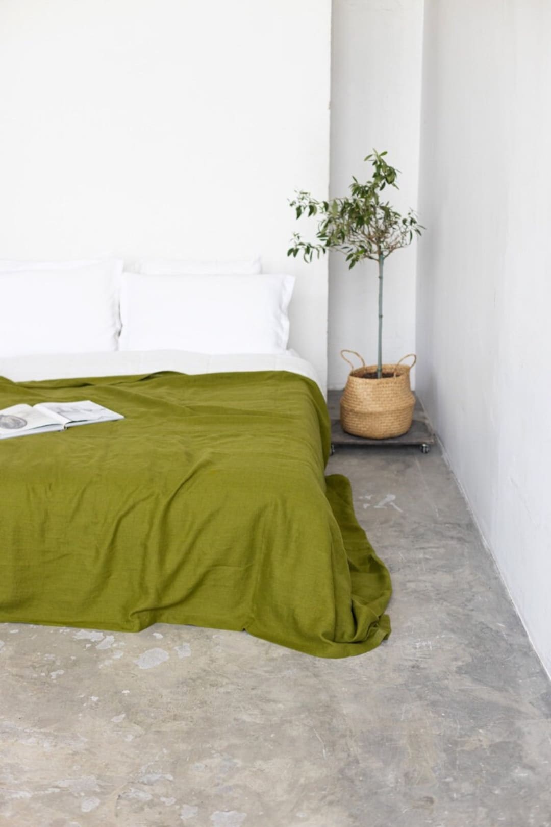 Moss Green Linen Bedspread, Natural Bed Cover, Linen Bed Throw, Large