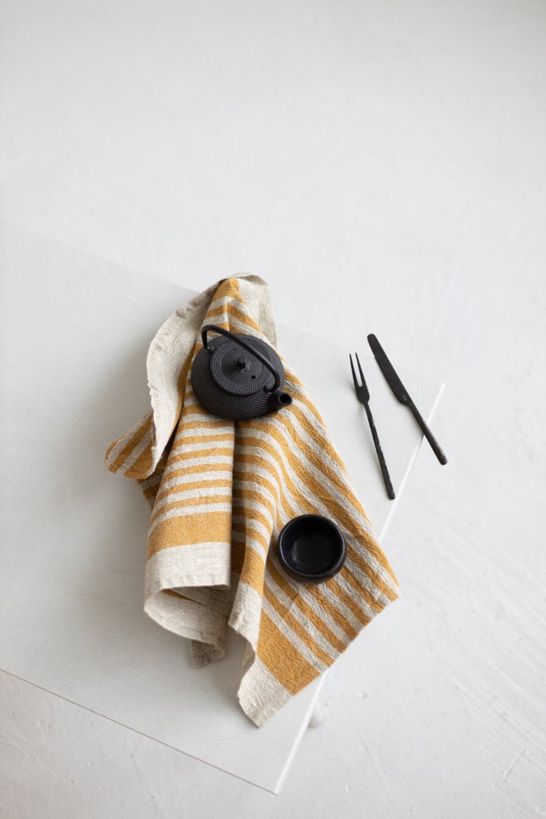 Thin Stripe Linen Hand Towel