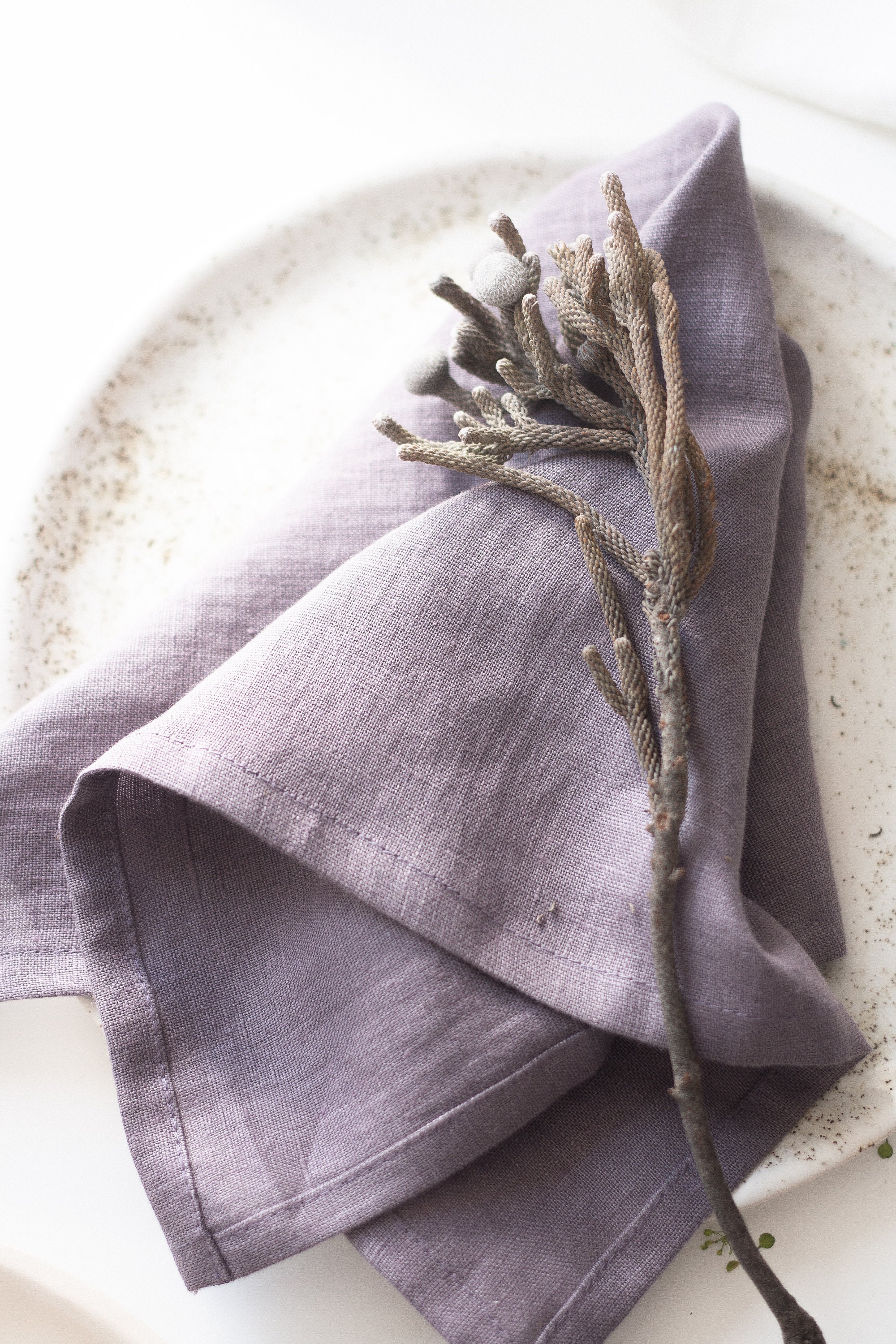 RIANGI Juego de 12 servilletas de tela de lino de algodón de 18 x 18  pulgadas, servilletas de encaje adecuadas con mantel de encaje para mesa