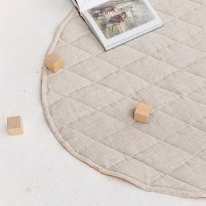 Tapis de jeu pour bébé en lin naturel, tapis de jeu rond matelassé en lin, tapis pour chambre de bébé recto-verso en lin, tapis de sol rembourré en lin, tapis de jeu en lin image 3