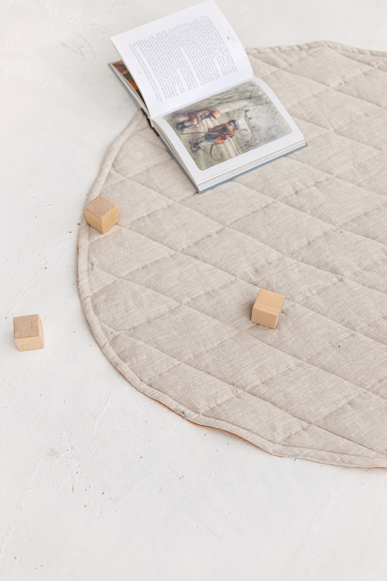 Tapis de jeu pour bébé en lin naturel, tapis de jeu rond matelassé en lin, tapis pour chambre de bébé recto-verso en lin, tapis de sol rembourré en lin, tapis de jeu en lin image 3