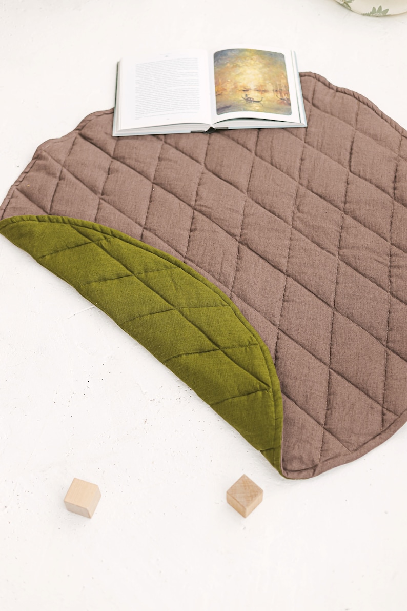 Tapis de jeu pour bébé en lin naturel, tapis de jeu rond matelassé en lin, tapis pour chambre de bébé recto-verso en lin, tapis de sol rembourré en lin, tapis de jeu en lin image 5