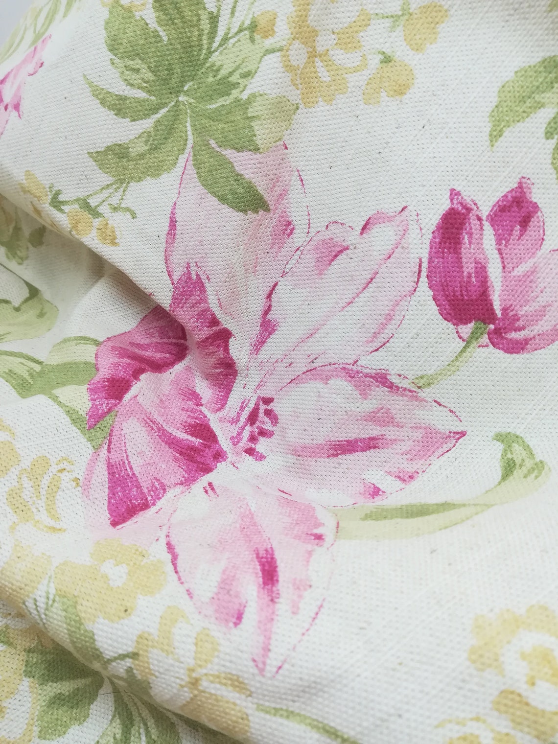Vintage Laura Ashley Sherborne Floral Fabric with red tulips | Etsy
