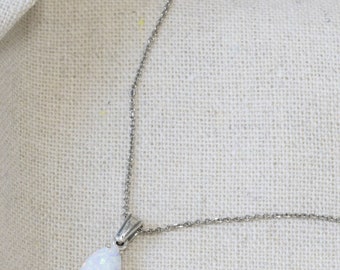 White Opal Necklace, Teardrop Opal Pendant, Sterling Silver Necklace, 925 Pendant Necklace, Pear Necklace, Opal Jewelry, Fashion Jewelry