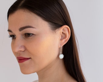Boucles d&#39;oreilles en argent avec opale blanche, bijoux en opale, boucles d&#39;oreilles en opale, pierre de naissance d&#39;octobre, opale de feu, boucles d&#39;oreilles en argent avec pierres précieuses, boucles d&#39;oreilles de style vintage
