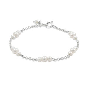 Sterling Silver Pearl Bracelet, Adjustable Bracelet, June Birthstone, Pearl Beads, Beaded Bracelet, Elegant Jewelry Gift, Fashion Accessory
