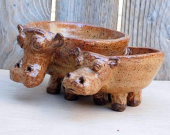 Mamma and baby hippopotamus bowls