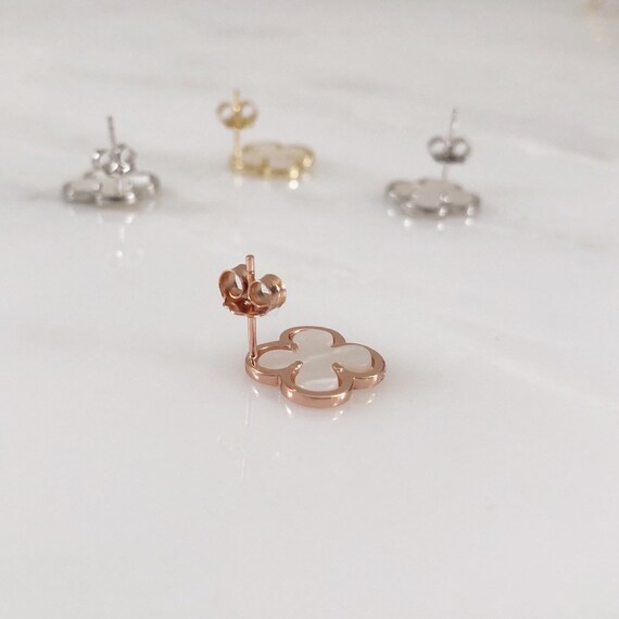 【TOCCA】CLOVER PEARL EARRINGS IMG_4955_1080x.jpg?v=1678654039