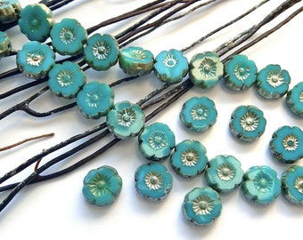 Perles 8 mm fleur hawaïenne verre de Bohême turquoise bronze doré Tchèque