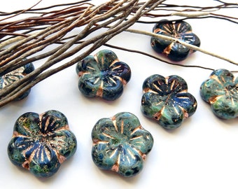 Perles verre de Bohême Hibiscus 20 mm vert noir cuivre Tchèque par 2