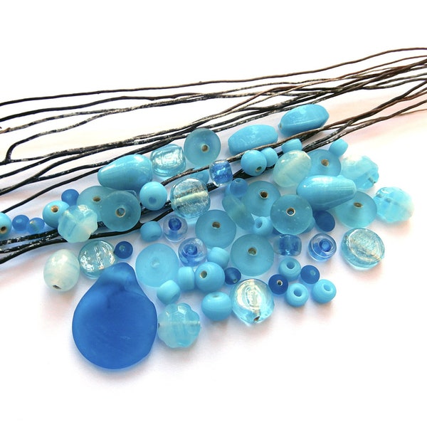 Lot de perles indiennes bleu clair verre artisanal 37 g